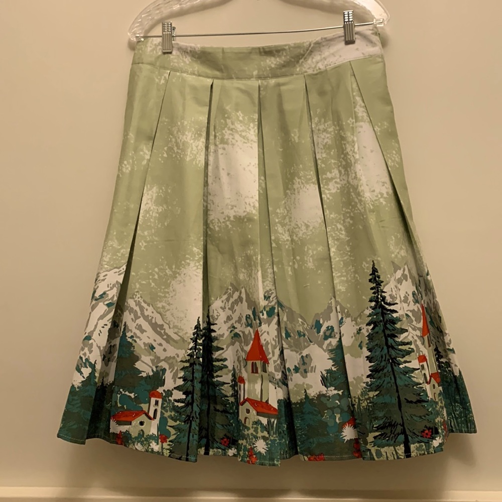 Holiday skirt with Alpine scene. Sucrefas. Box pleats, A-line shape. Cotton. NWT